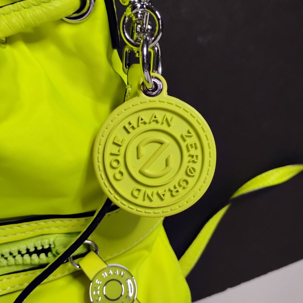 ZERØGRAND Cole Haan Neon Green-Yellow Bag - Picture 3 of 13